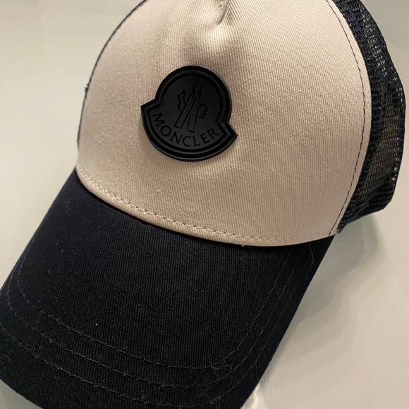 Moncler Black and White Trucker Cap boys 6-8 years - Picture 3 of 7
